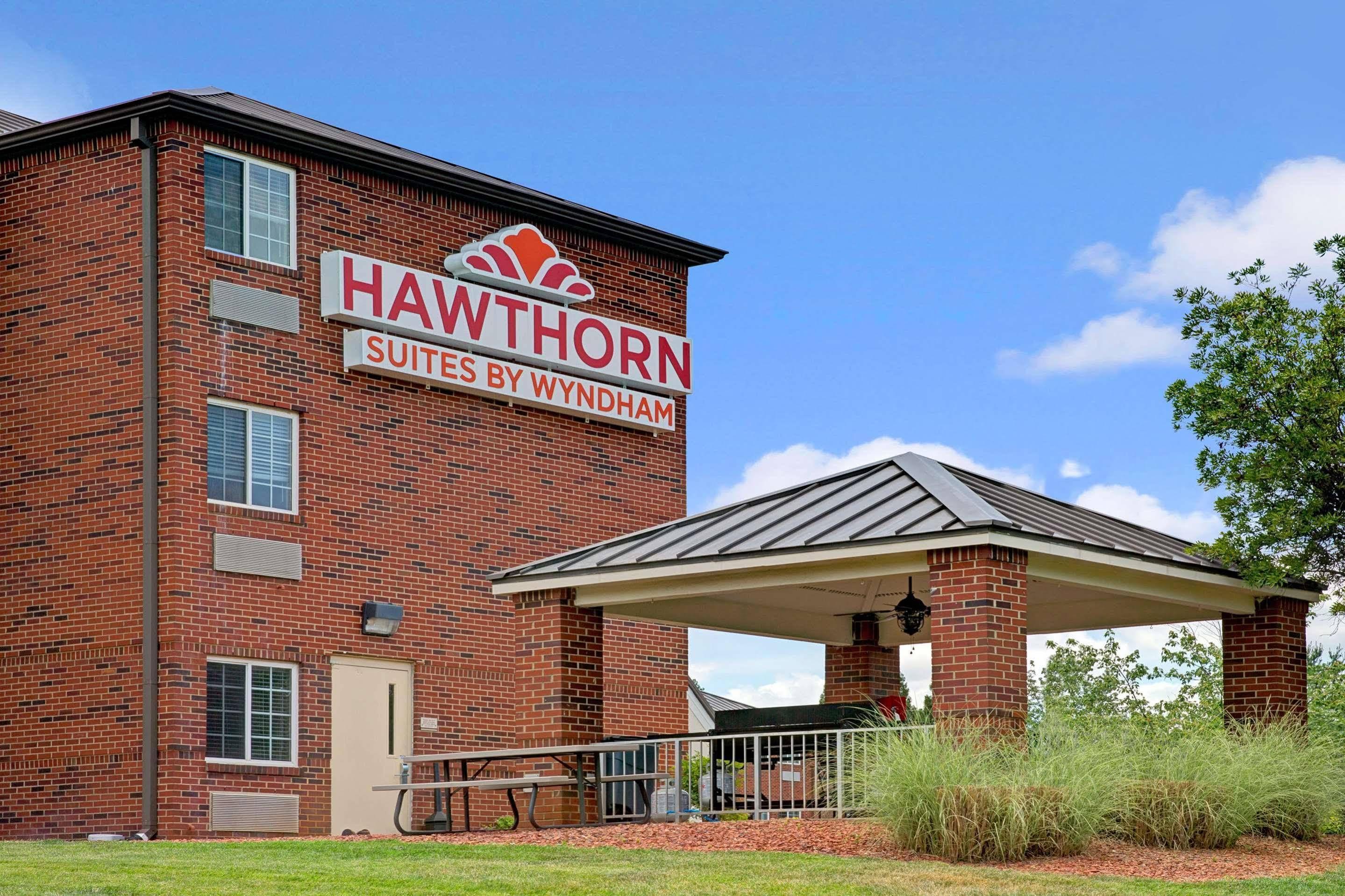Mainstay Suites Greensboro Exterior photo