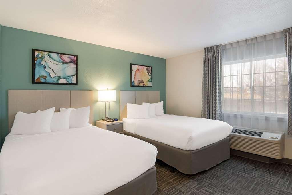 Mainstay Suites Greensboro Room photo